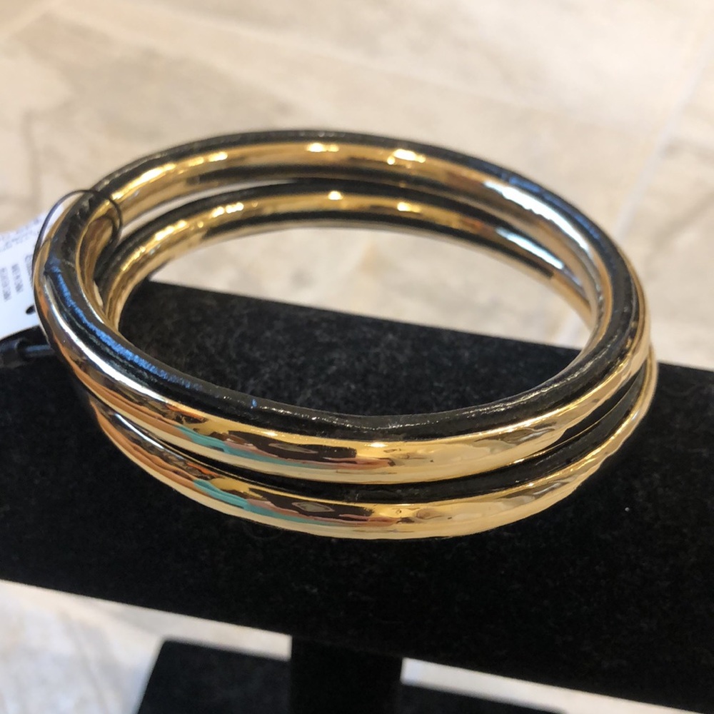 Chico’s NWT Cailyn bangle bracelets